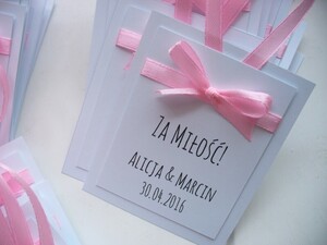 Zawieszki na alkohol weselny kokardka  AW-ZL