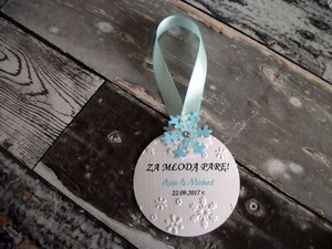 Zawieszki na alkohol Wytłaczane Płatki Śniegu AW-TS