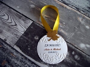 Zawieszki na alkohol Wytłaczana Liść AW-TL