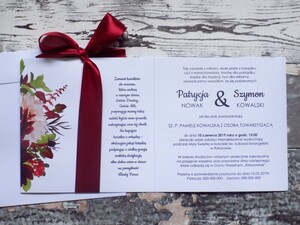 Złocone zaproszenia ślubne bordowa dalia AW-PU3