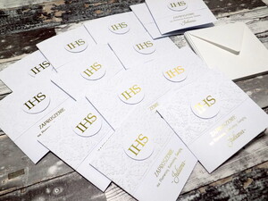 Zaproszenia na Pierwszą Komunię Świętą, Wytłaczane